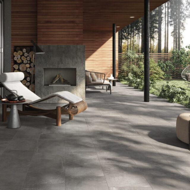 amb_cementone_grey_31x62_HR_locatio3_con_post