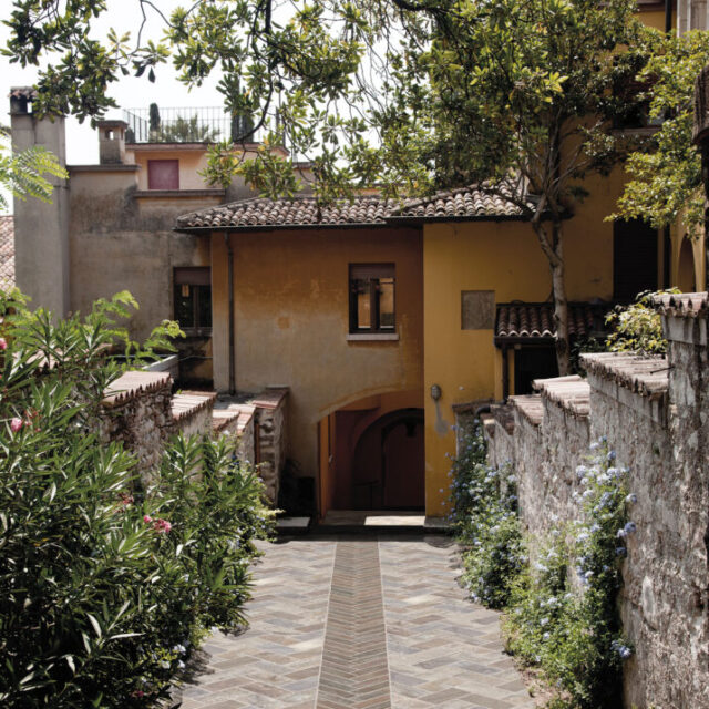 amb_sassone_60901732